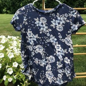 Aéropostale Flower Top